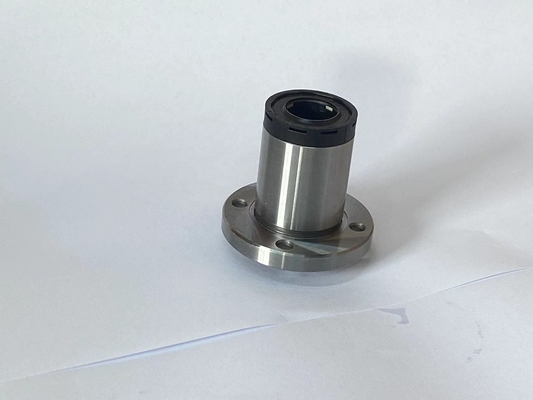Flanktype LINEAR MOTION Lageren met een nauwkeurige precisie 58~62 Hardheid