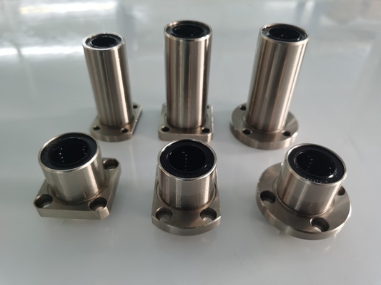 OEM SUS Steel Ball GCR15 Round Flange Bushing voor lineaire beweging